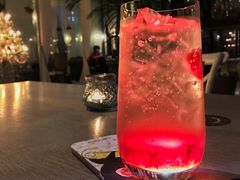 草莓苏打-MOMENT湖景餐厅(解放路店)