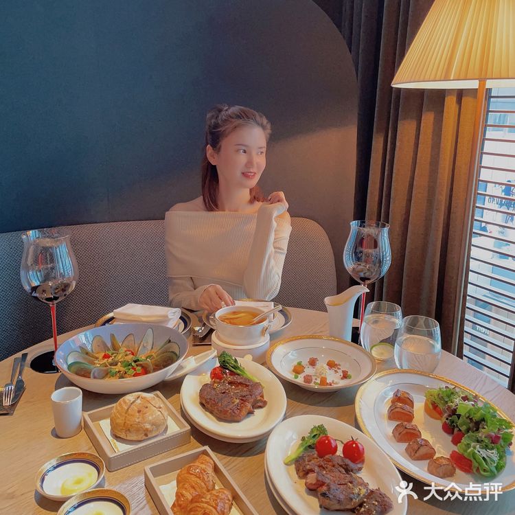 黑珍珠2022|浪漫又精致牛排家🥩黑金餐厅🍴