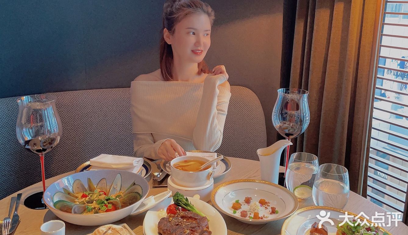 黑珍珠2022｜浪漫又精致牛排家🥩黑金餐厅🍴