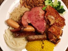 巴伐利亚香肠拼盘-宝莱纳啤酒花园餐厅PAULANER BRAUHAUS Nanjing(广州路店)
