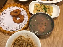 武汉热干面-文叔·湖北名小吃·小龙虾(华强北店)