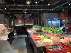 -牛里牛气· 榴莲海鲜鲜牛肉自助火锅·烤肉(横岗店)
