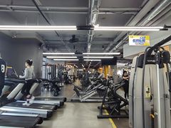 -超鹿运动(五四路恒力城店)