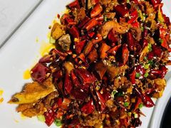 重庆辣子鸡-峨嵋小镇·川菜(勒泰中心店)