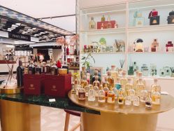 -SCENT BOUTIQUE