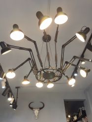 -G.O.T salon