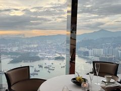 -天龙轩(香港丽思卡尔顿酒店)