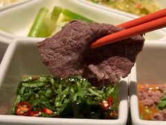 -左庭右院鲜牛肉火锅黑金店(陆家嘴中心店)