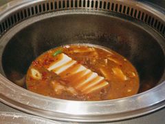 -哈尔滨烧烤·山河村铁锅炖(交大店)