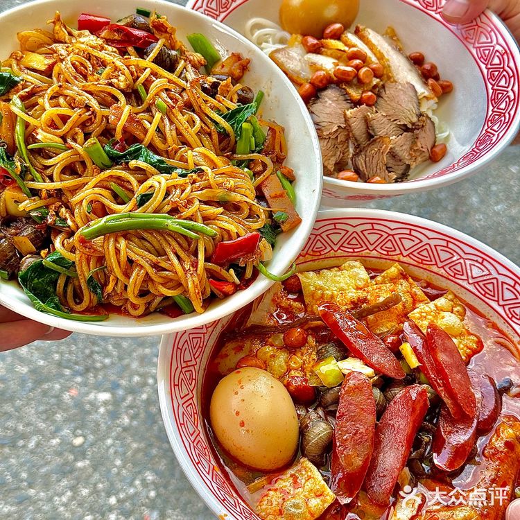 在阳朔！必去吃的正宗桂林米粉！！超级好吃