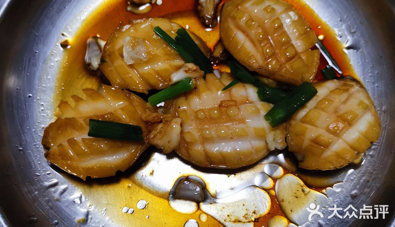 记录一天的晚餐。清蒸新鲜鲍鱼