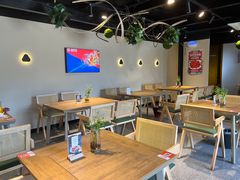 -臻鲜燕海鲜融合餐厅(金陵style店)
