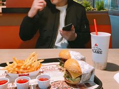 -The Habit Burger Grill 哈比特汉堡(复兴soho店)