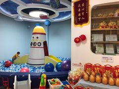 -小门牙好性格托育(北外滩中心)