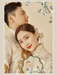 -雪中彩影婚纱摄影·微光艺术中心