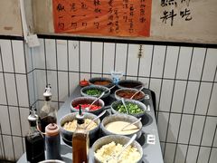 -黔有有贵州酸汤夺夺粉火锅(五味十字店)