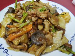 炒杂菇-兴国苑酒店