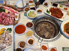 -韩香福烤肉庄园(华夏路店)