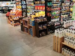 零售区-盒马鲜生(悠方店)