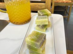 -亮健容天生蚝烧烤自助(交道口直营店)