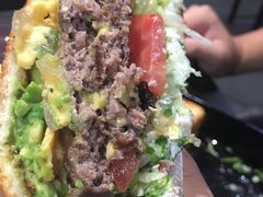 -The Habit Burger Grill 哈比特汉堡(爱琴海店)