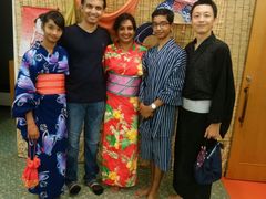 -东京都浅草樱花和服租赁店