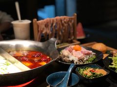 -湊湊火锅·茶憩(打浦桥日月光店)