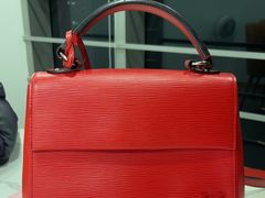 -聚云奢二手奢侈品黄金手表包包回收·中古店(中福城店)