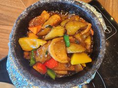 石锅地三鲜-香厨中餐厅(松北香格里拉店)