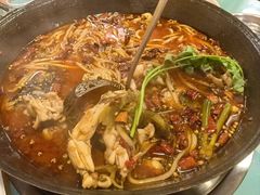 -鸿顺老铁锅美蛙鱼府(解放碑店)