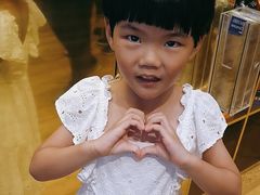 -VENCHI 闻绮(上海佛罗伦萨小镇店)