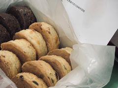 -SKROLL卡特司库·蛋糕定制·生吐司·司康(古北程家桥店)