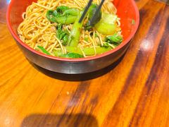 -爆炸头阿姨小四川正宗川味小吃(无任何分店)