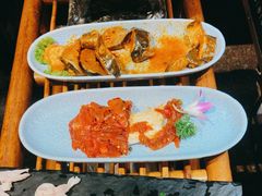 -老牌坊云南鱼豆花火锅(哈西万达店)