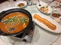 -品悦酒店(三林古镇店)