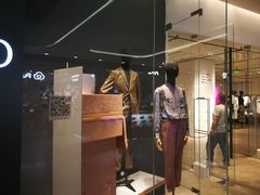 -URBAN REVIVO(荟聚中心店)