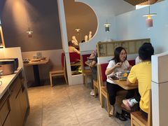 -蜜桃餐厅·伴山(绿宝广场店)