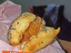 香辣鸡腿中国汉堡-塔斯汀中国汉堡(合汇店)