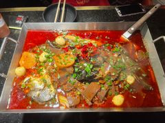 -鸣记脆皮烤鱼·海鲜烤鱼(亿合城店)