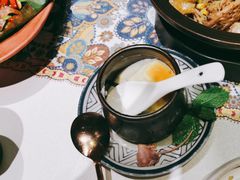 -云海肴·汽锅鸡·云南菜(天山百盛优客店)