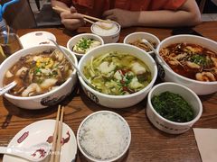 -渝是乎川渝小炒(新世界百货望京店)