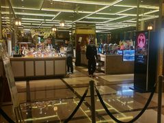 -大中华希尔顿酒店-念自助餐·嗨啤·小龙虾