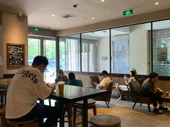 大堂-星巴克(杭州大厦C座店)