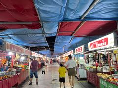 -乌恰市场(彩虹商场店)