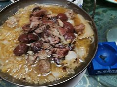 -一口猪海鲜浑锅·东北家常菜