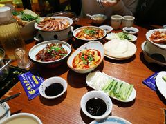 -龙聚德北京烤鸭(沙坪坝华宇A馆店)