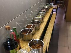 自助调料区-秋语木桶鱼.酸菜鱼(开发区火车站店)