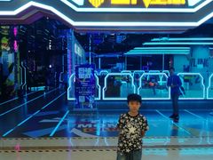 -世代星球·保龄球·镭战真人CS·团建(杨浦店)