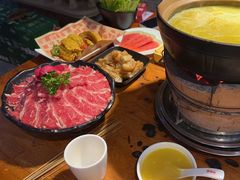 -捞围鲜·港式打边炉(海阳路店)