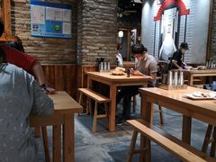 大堂-弄堂咪道-饭香·面香·馄饨香(兴梅店)